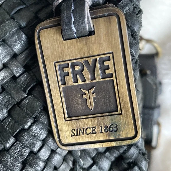 Vintage "NWT" Frye Grey Woven Leather Satchel - Picture 10 of 13